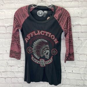 ⭐️NWT (68$) Affliction American Customs embroidered 3/4 arrow graphic tee SZ XS